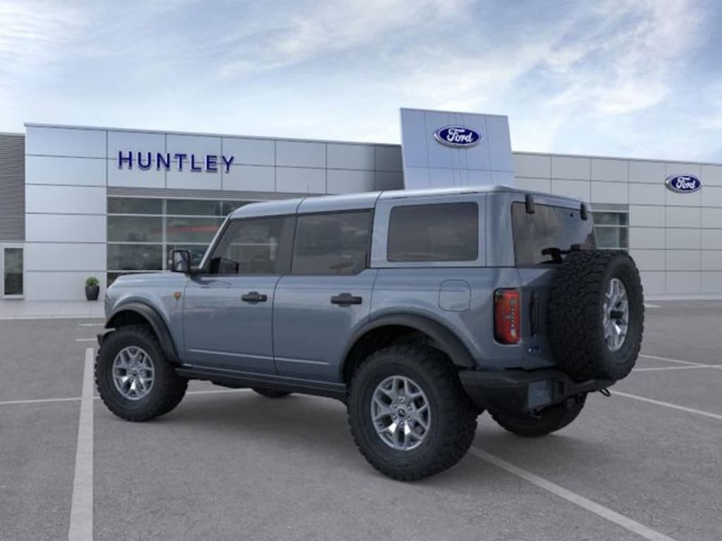 New 2025 Ford Bronco Badlands SUV