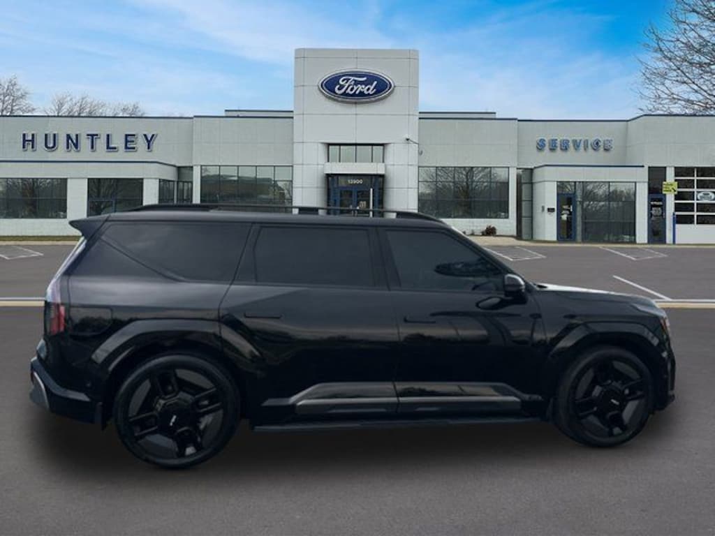 Used 2024 Kia EV9 GT-Line SUV
