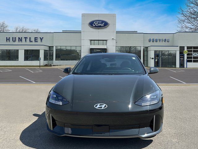 2023 Hyundai Ioniq 6 SEL photo 2