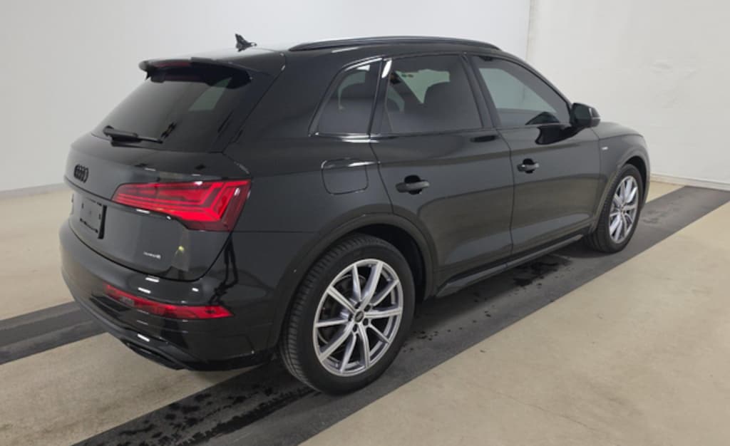 Used 2023 Audi Q5 e 55 Premium SUV