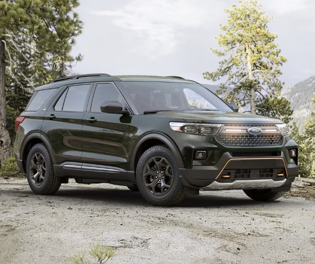 2024 Ford Explorer side view