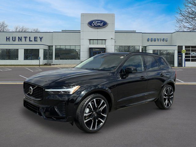2024 Volvo XC60 T8 Ultimate Dark Theme AWD's photo