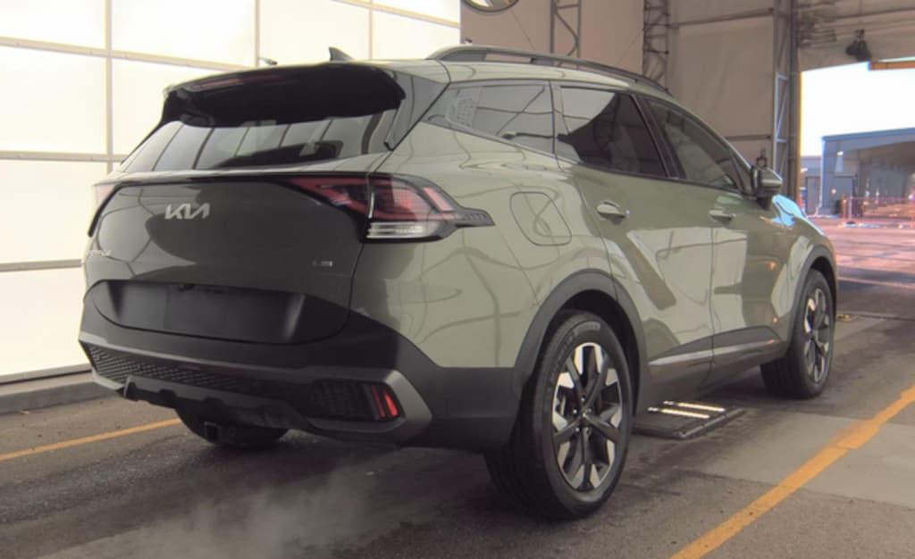 Used 2023 Kia Sportage Plug-In Hybrid X-Line SUV