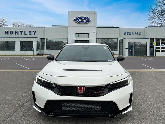 2024 Honda Civic Type R Hatchback photo 2