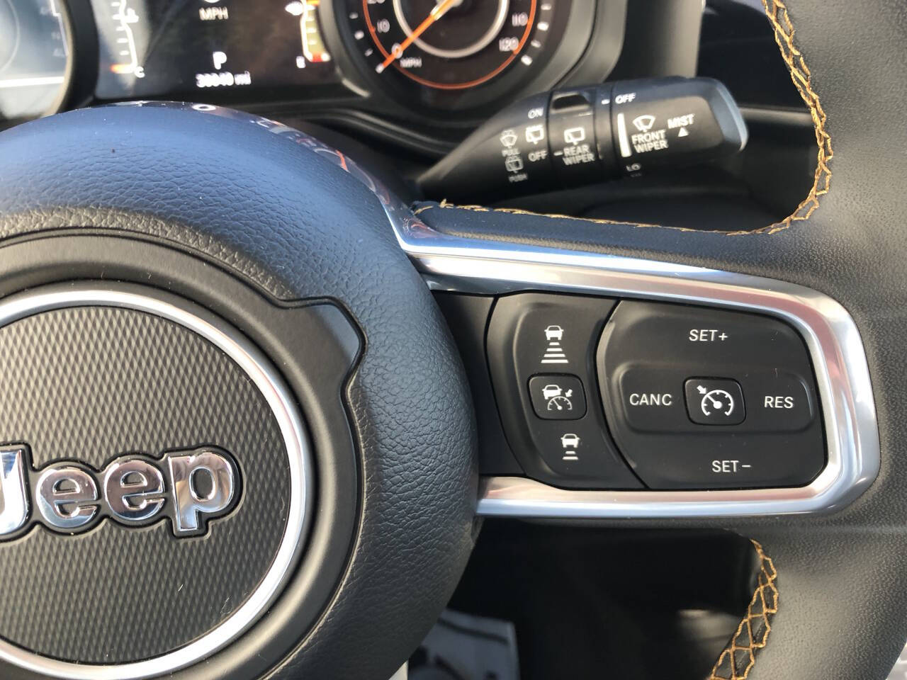2025 Jeep Wrangler 4-Door Sahara - Photo 15