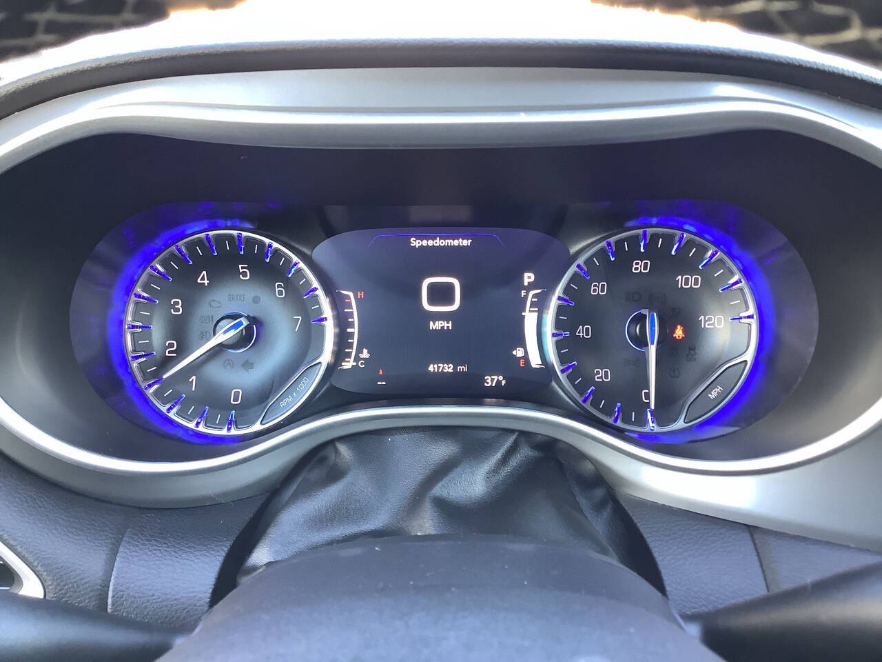 2025 Chrysler Pacifica Select - Photo 14
