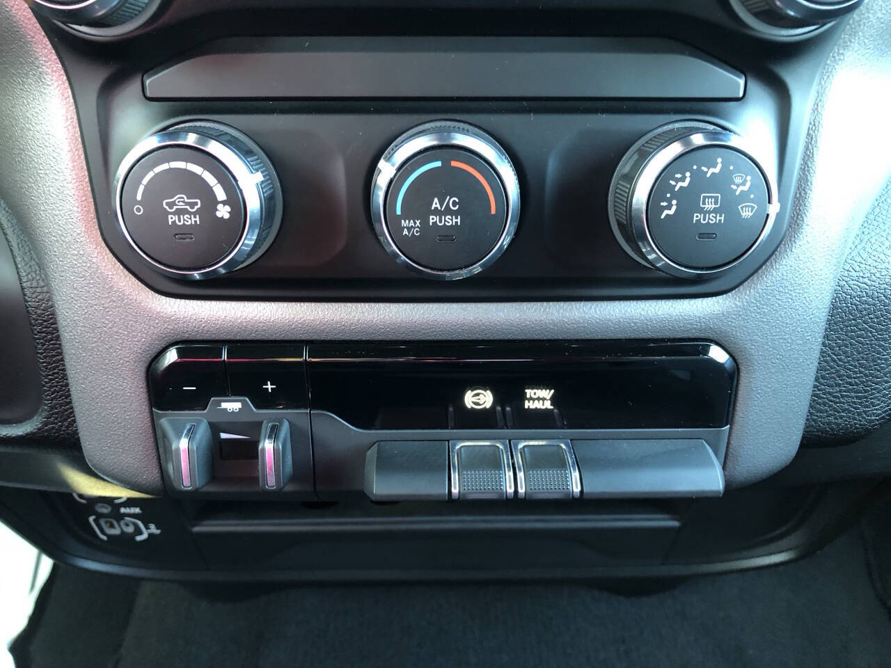 2024 RAM Ram 2500 Pickup Big Horn - Photo 20