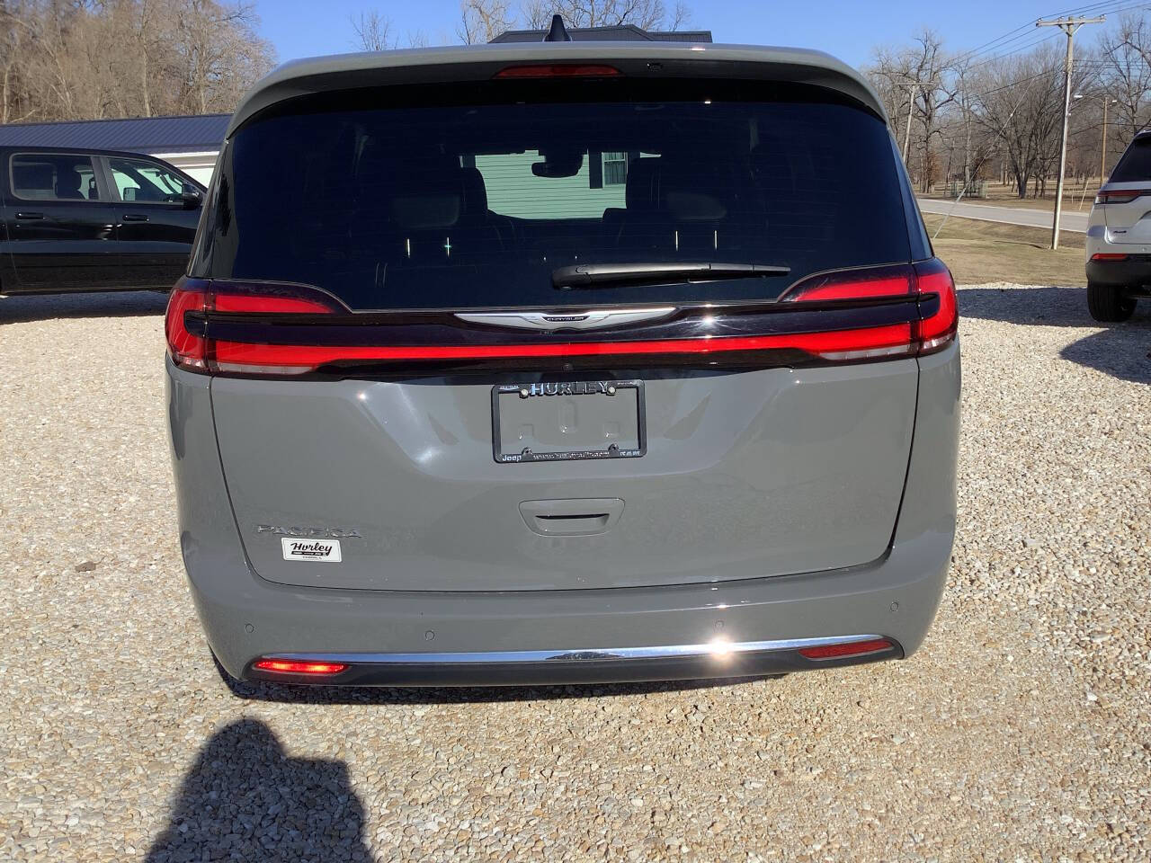 2025 Chrysler Pacifica Select - Photo 7