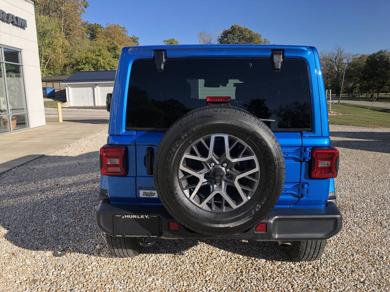 2025 Jeep Wrangler 4-Door Sahara - Photo 7