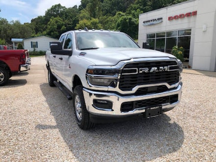 2025 Ram 2500 TRADESMAN CREW CAB 4X4 8' BOX Pickup
