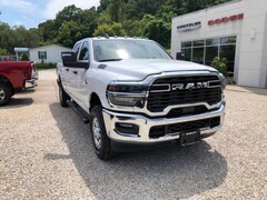 2025 Ram 2500 TRADESMAN CREW CAB 4X4 8' BOX Pickup
