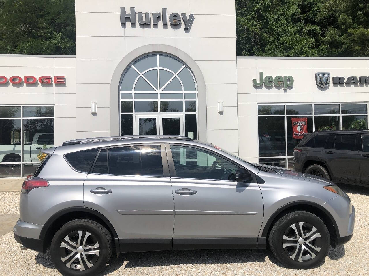 Used 2017 Toyota RAV4 LE with VIN 2T3ZFREV9HW375990 for sale in Hardin, IL