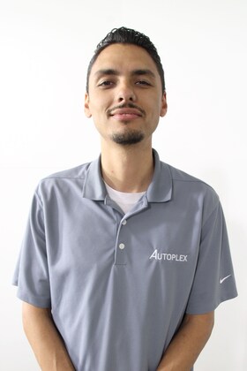 Staff member Gabriel (Gabe) Belman (Hablo Español) from ID_bac05834d086