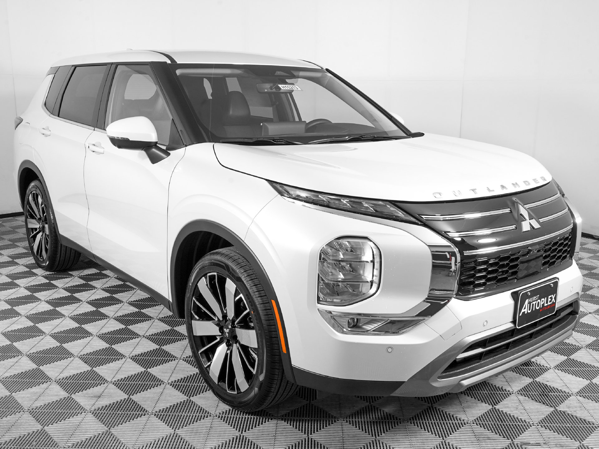 New 2026 Mitsubishi Outlander SE 1.5T 2WD SUV