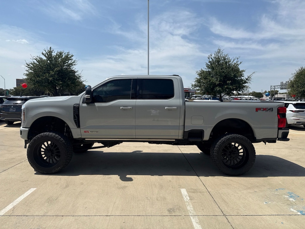 Used 2025 Ford F-250 Truck Crew Cab