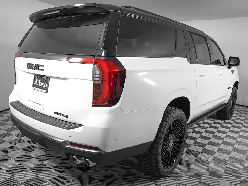 Used 2026 GMC Yukon XL AT4 Ultimate SUV