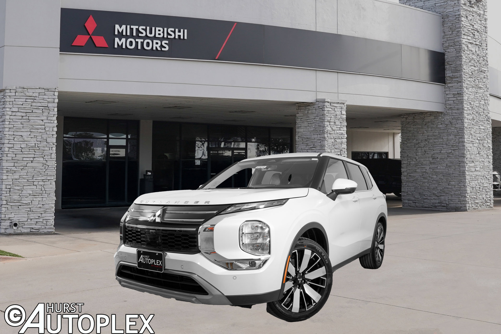 New 2026 Mitsubishi Outlander SE 1.5T 2WD SUV