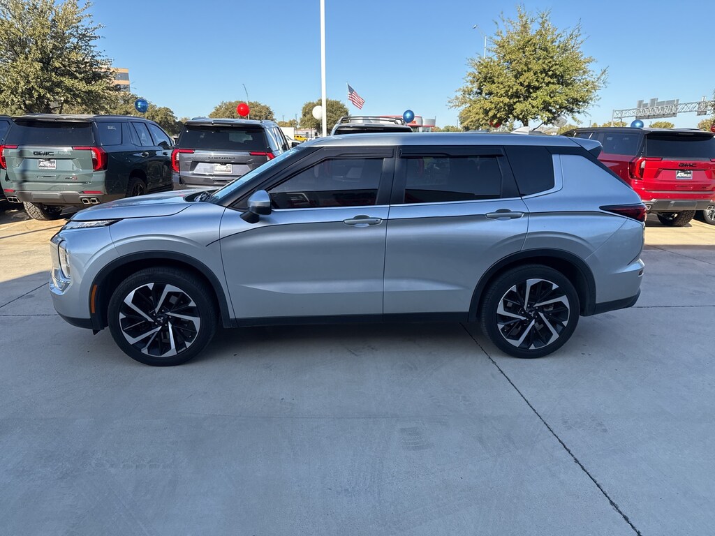 Used 2022 Mitsubishi Outlander ES CUV