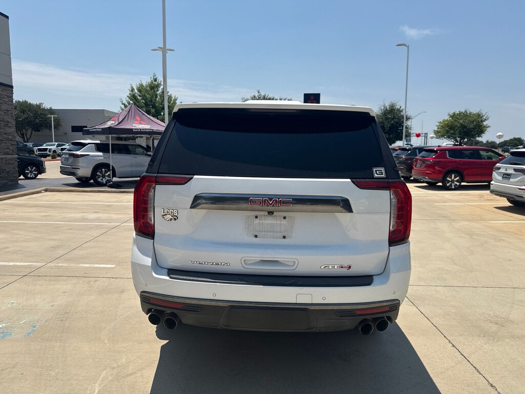 Used 2022 GMC Yukon XL AT4 SUV