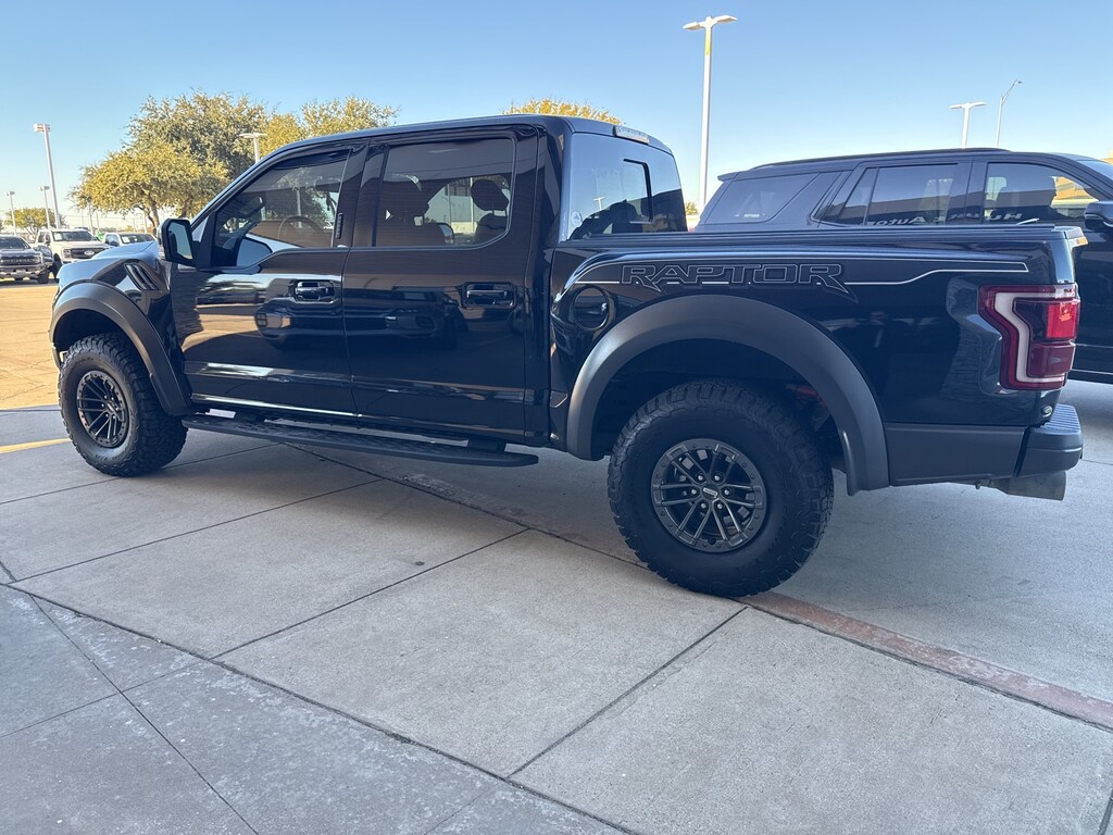Used 2019 Ford F-150 Raptor Truck SuperCrew Cab