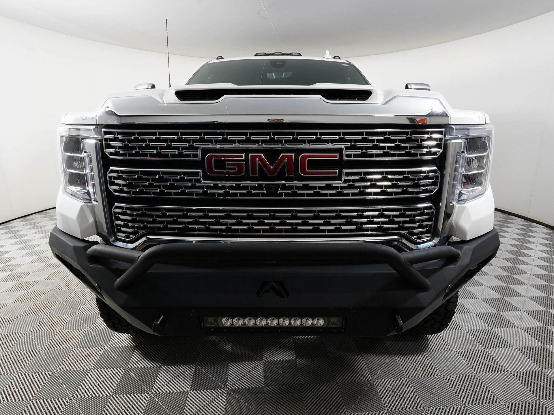 Used 2020 GMC Sierra 2500 Denali HD Denali with VIN 1GT49REY0LF166918 for sale in Hurst, TX