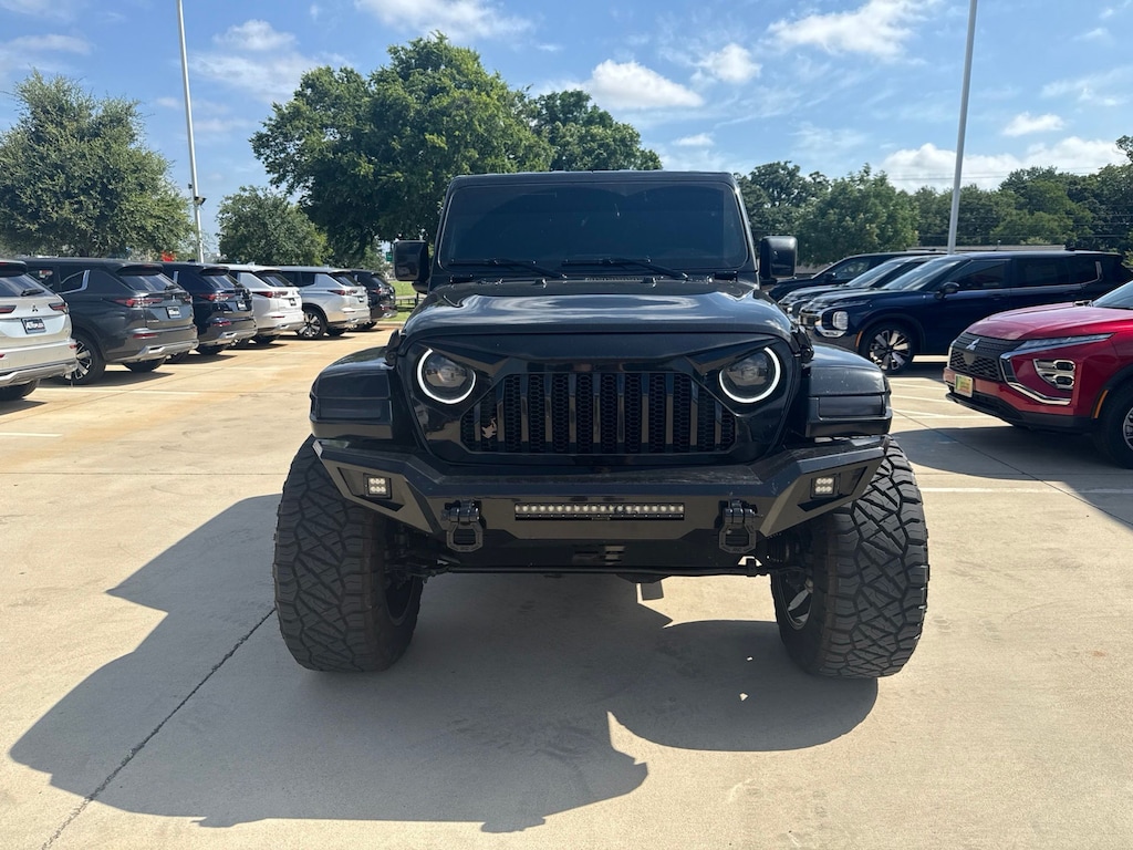 Used 2024 Jeep Gladiator Sport Truck Crew Cab