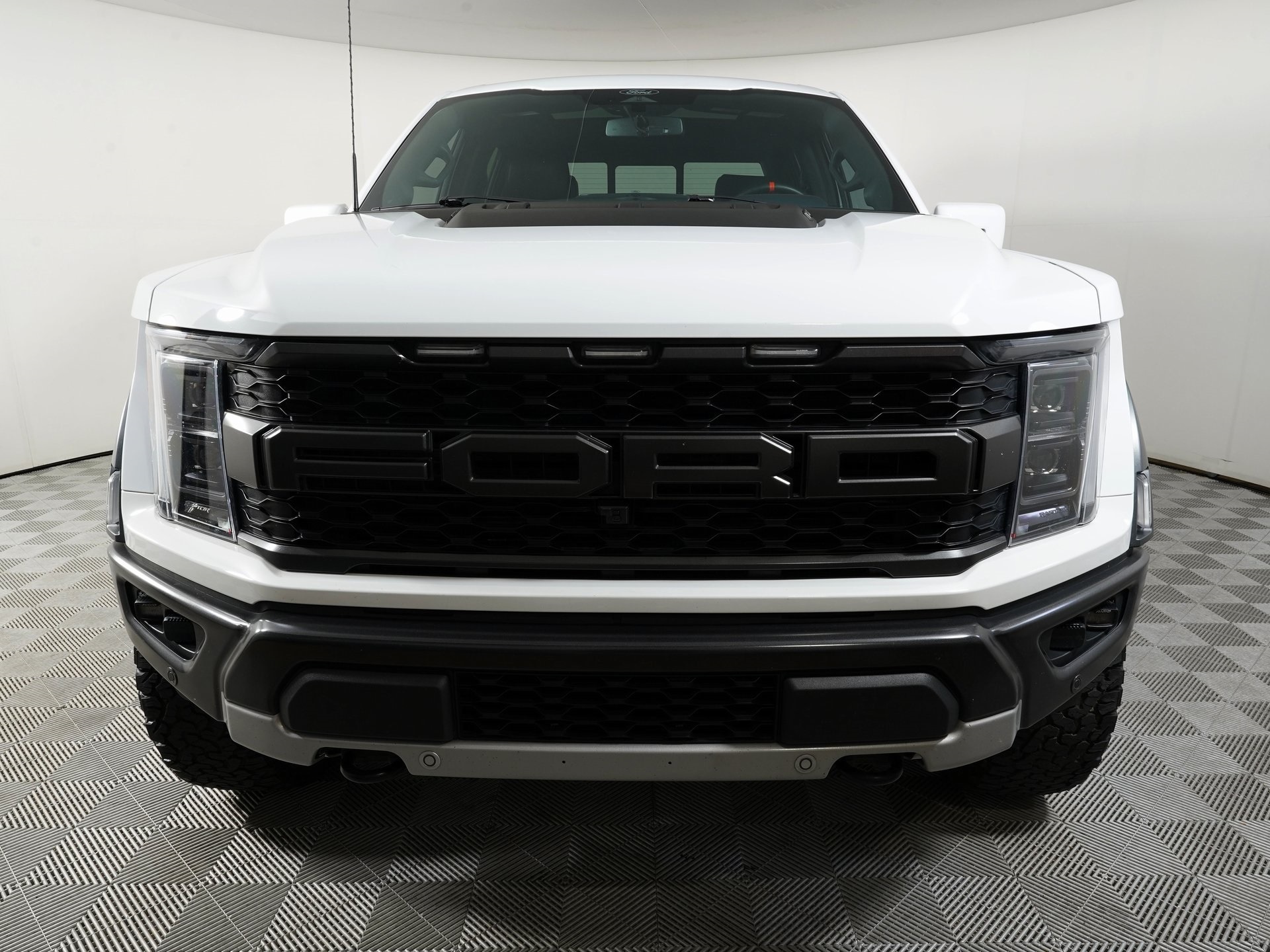 Used 2022 Ford F-150 Raptor with VIN 1FTFW1RG5NFC26179 for sale in Hurst, TX