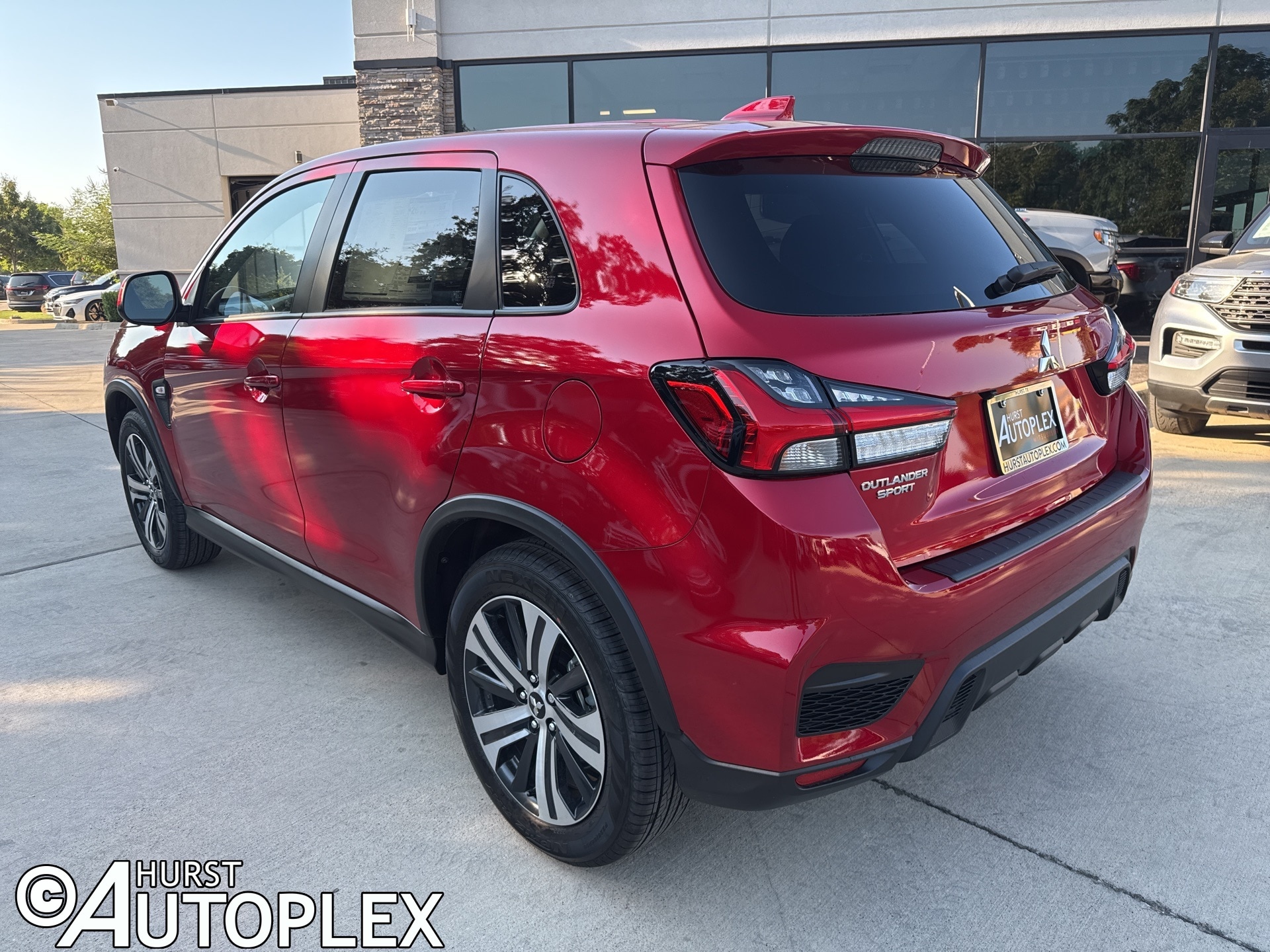 2025 Mitsubishi Outlander Sport ES's photo