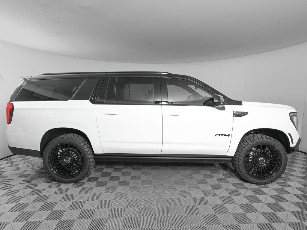 Used 2026 GMC Yukon XL AT4 Ultimate SUV