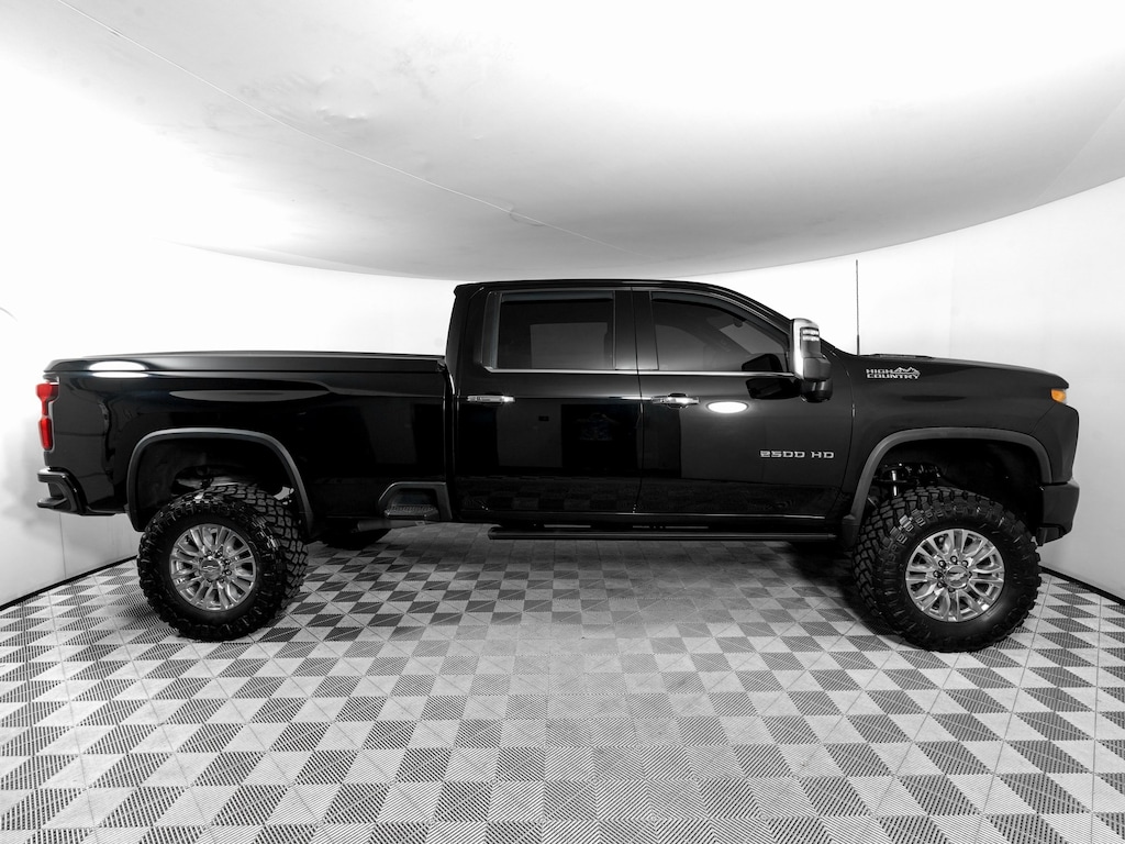Used 2020 Chevrolet Silverado 2500HD High Country Truck Crew Cab