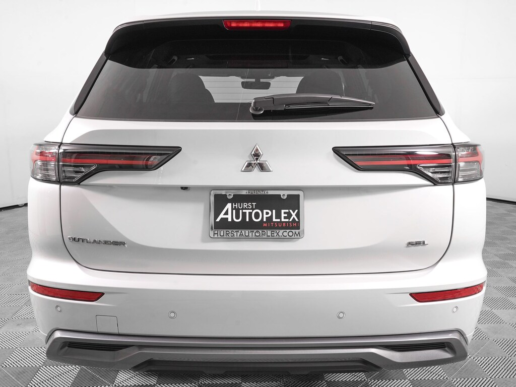 New 2026 Mitsubishi Outlander SEL SUV