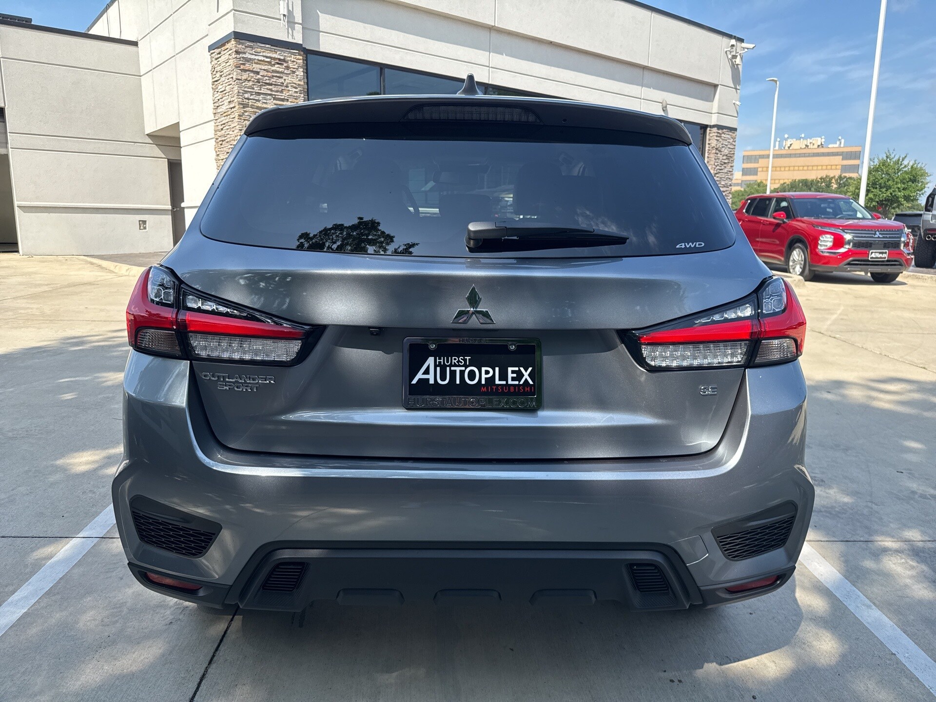 2025 Mitsubishi Outlander Sport SE photo 2
