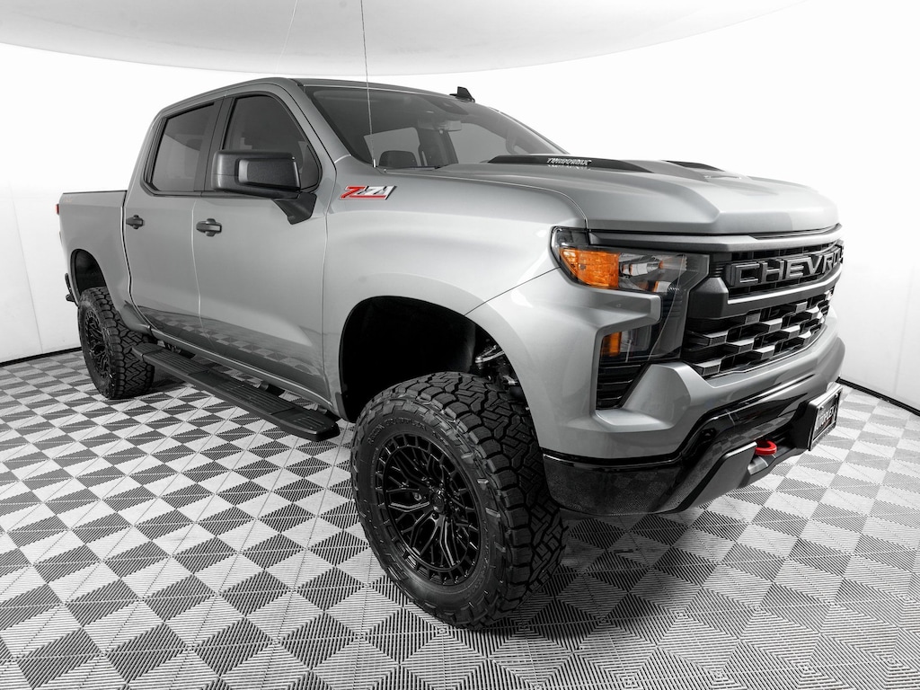 Used 2025 Chevrolet Silverado 1500 Custom Trail Boss Truck Crew Cab