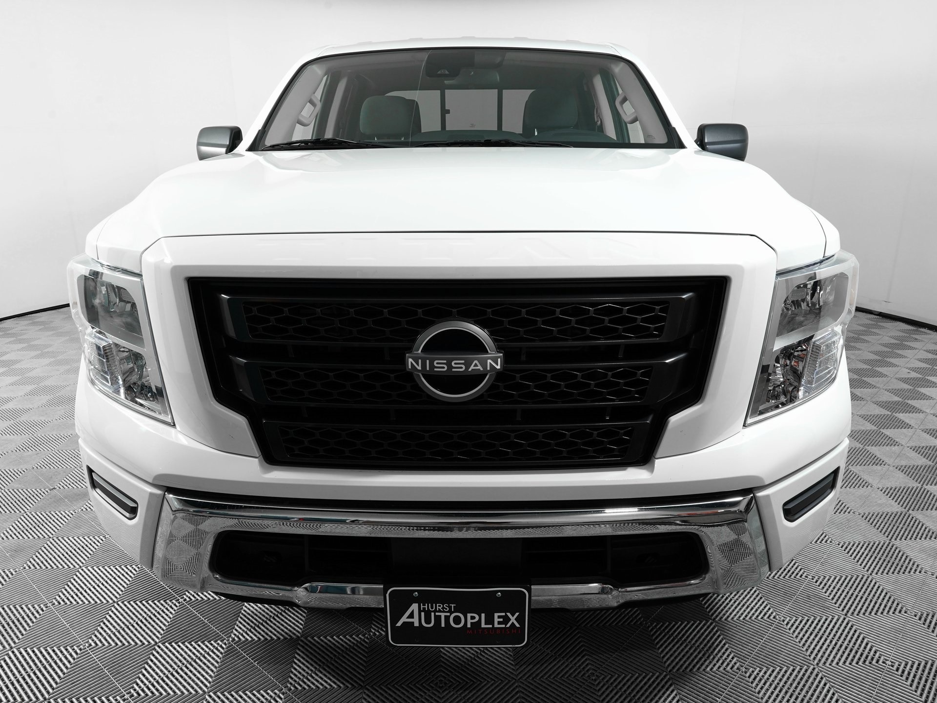 Used 2023 Nissan Titan SV with VIN 1N6AA1EE0PN116966 for sale in Hurst, TX