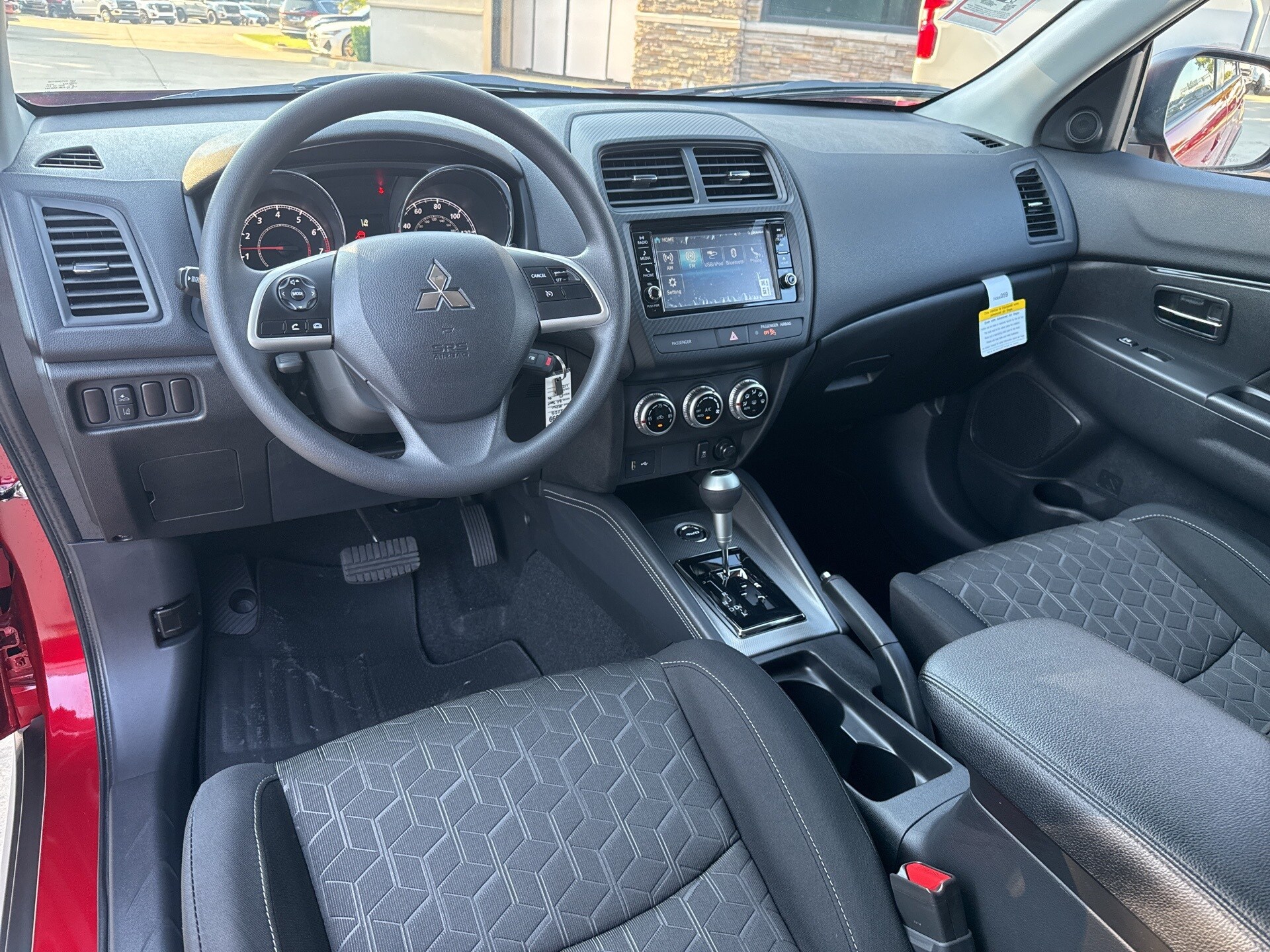 2025 Mitsubishi Outlander Sport ES photo 3