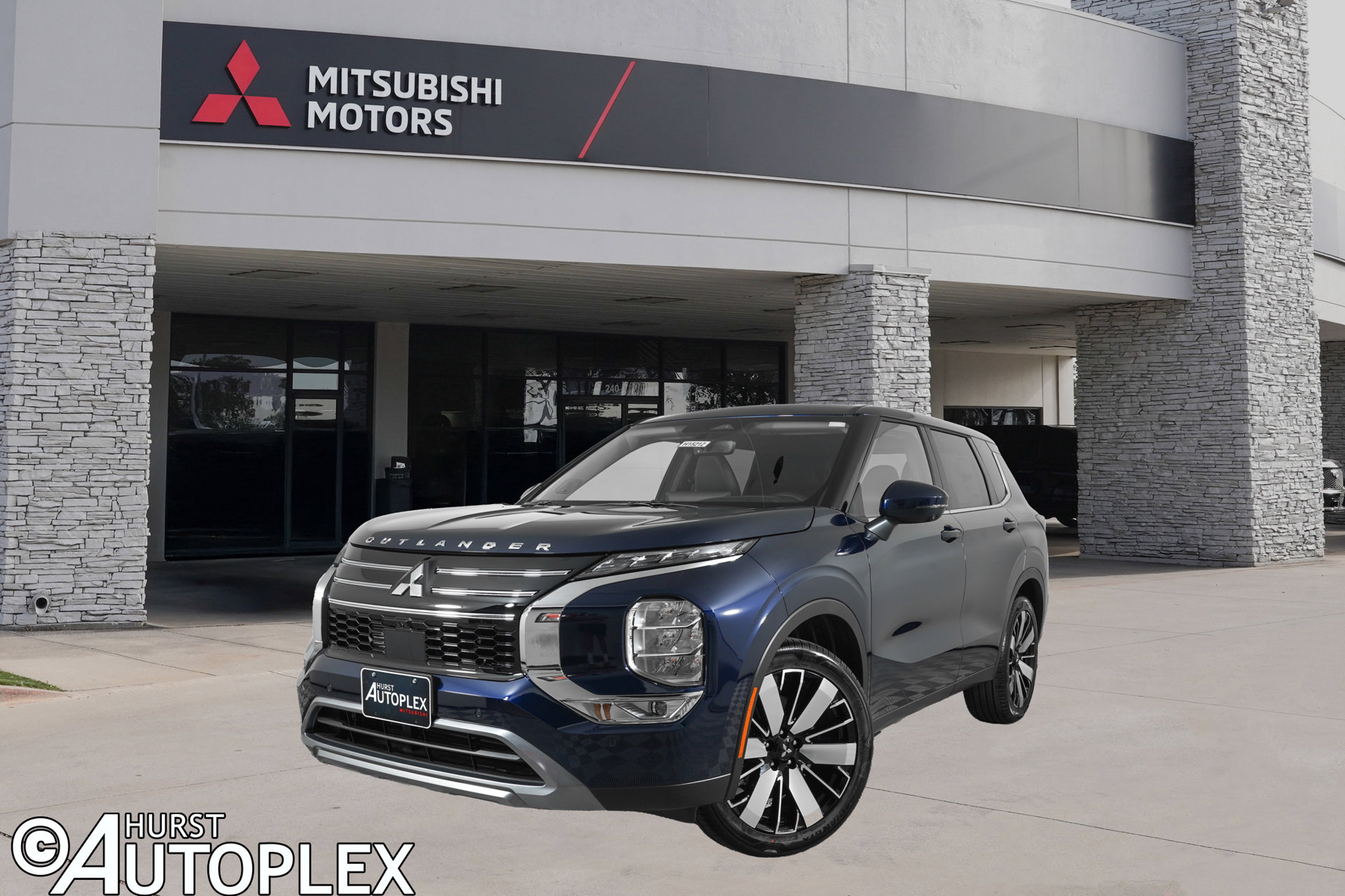 2026 Mitsubishi Outlander SE