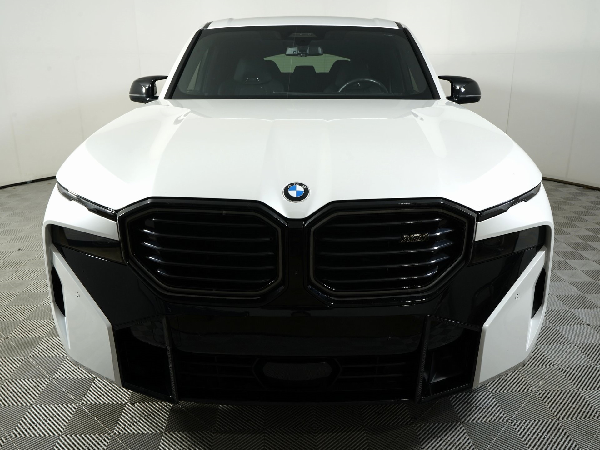 Used 2023 BMW XM Base with VIN 5YM23CS00P9S34666 for sale in Hurst, TX