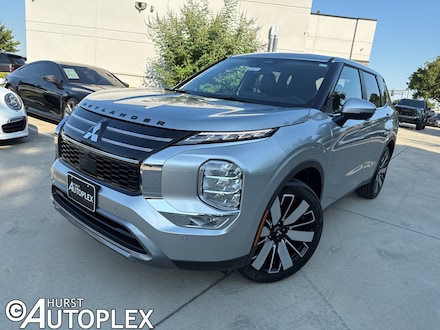 2025 Mitsubishi Outlander SE SUV