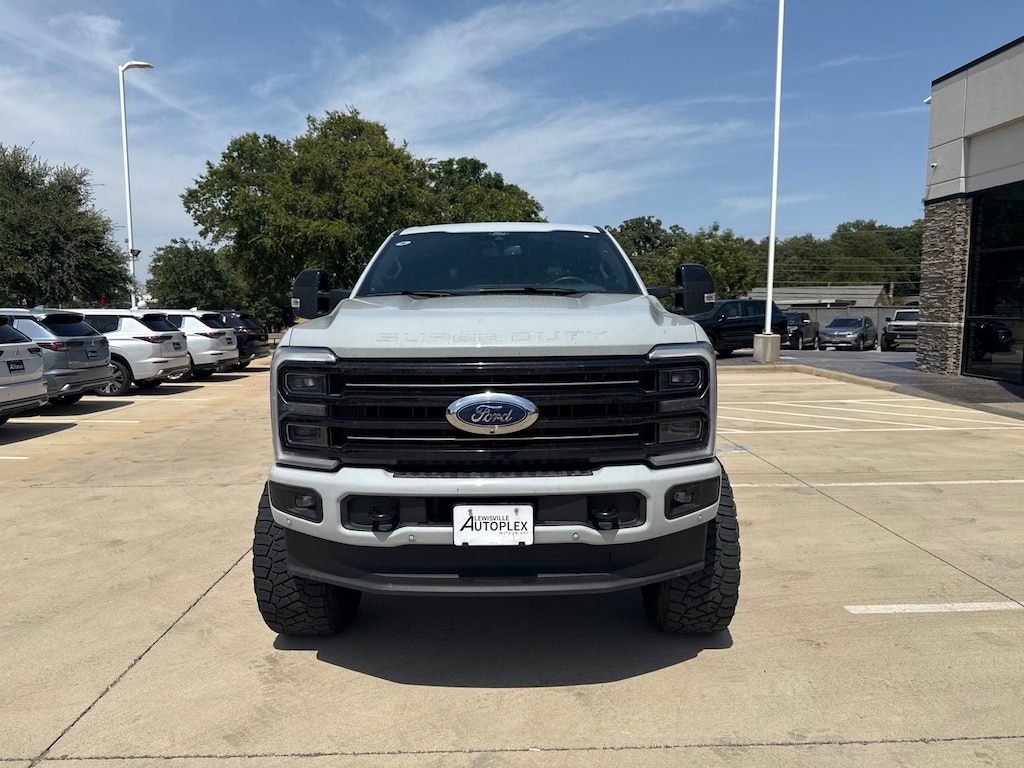 Used 2025 Ford F-250 Truck Crew Cab