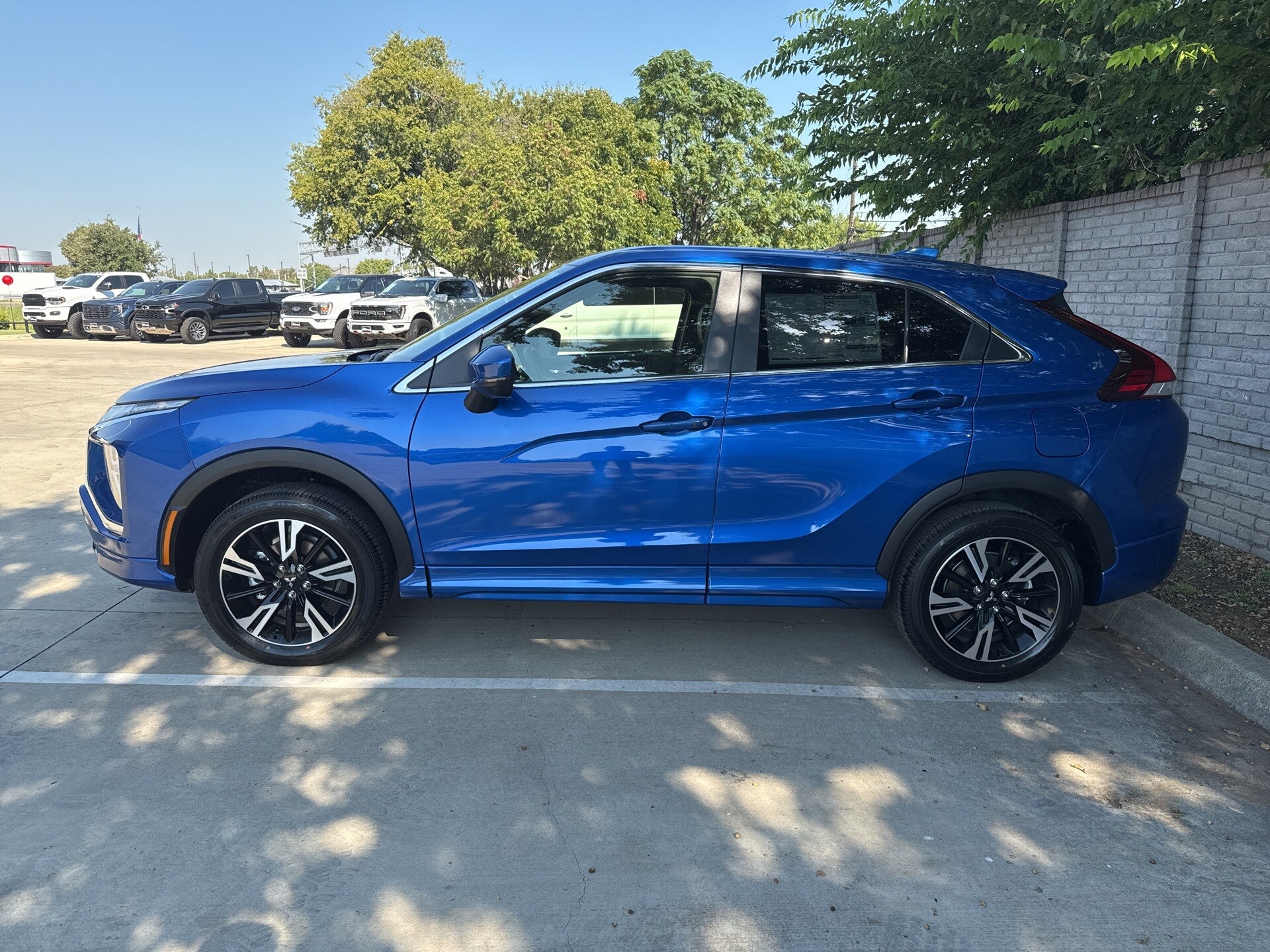 2026 Mitsubishi Eclipse Cross SEL photo 3