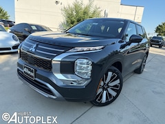 2025 Mitsubishi Outlander SE SUV