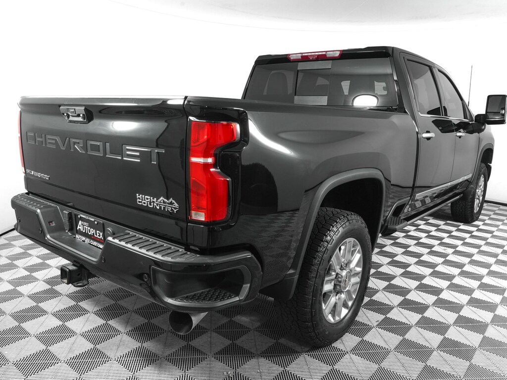Used 2025 Chevrolet Silverado 2500 HD High Country Truck Crew Cab