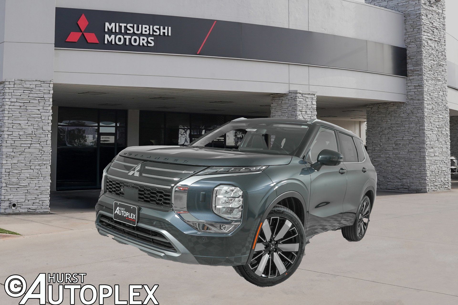 2026 Mitsubishi Outlander SEL S-AWC's photo