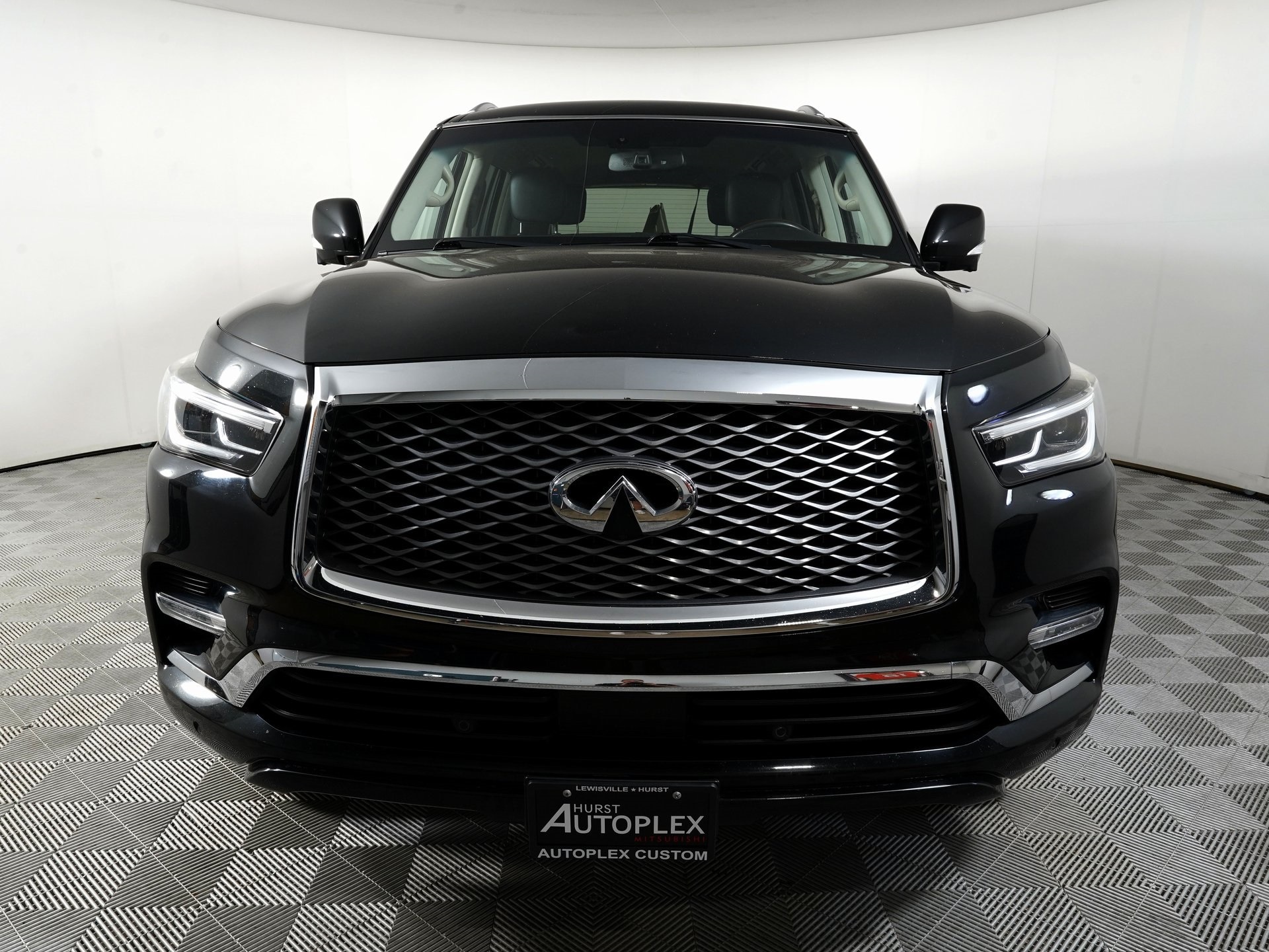 Used 2018 INFINITI QX80 Base with VIN JN8AZ2NE0J9191818 for sale in Hurst, TX