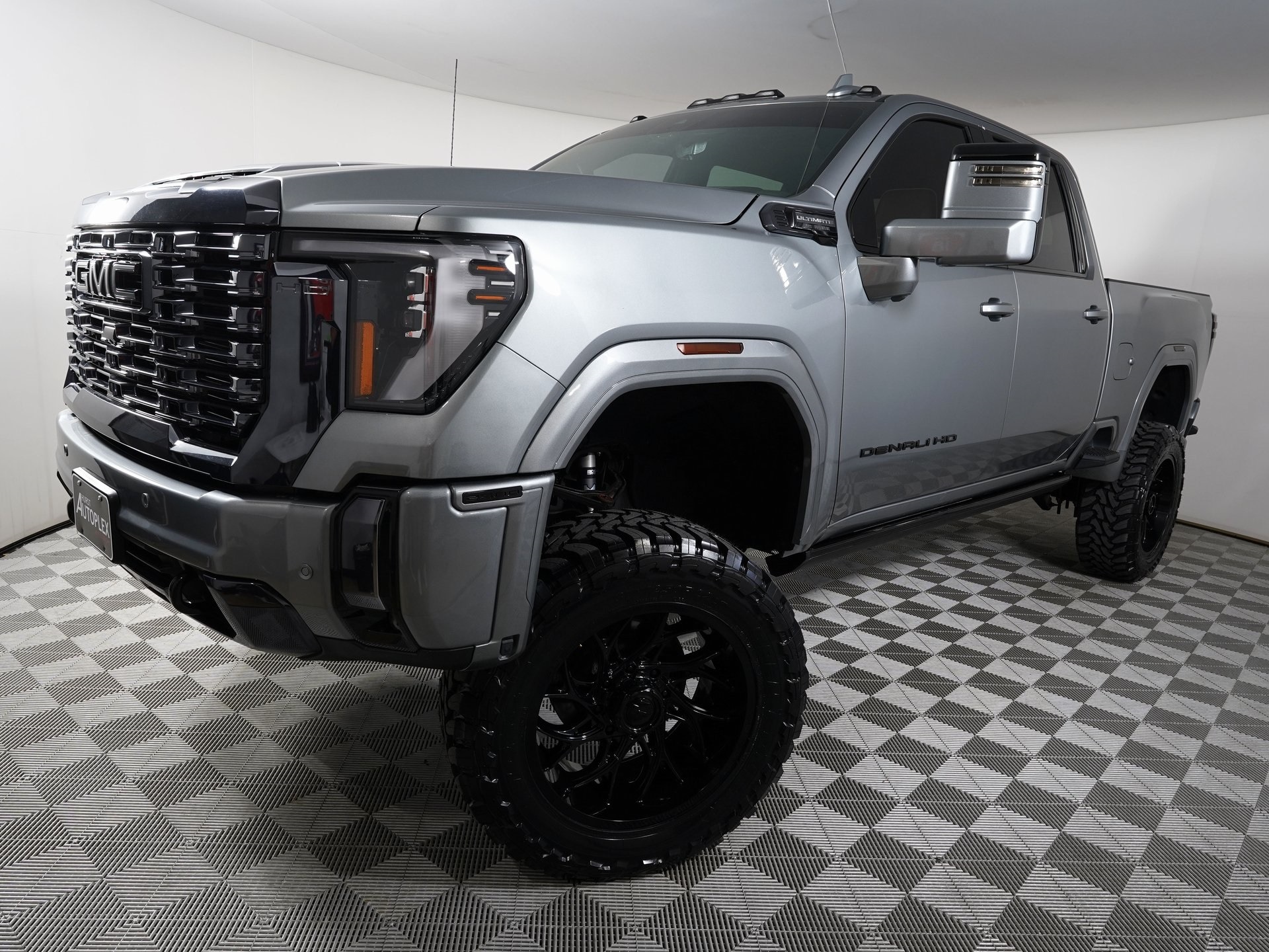 Used 2024 GMC Sierra 2500HD Denali Ultimate with VIN 1GT49XEY2RF182261 for sale in Hurst, TX