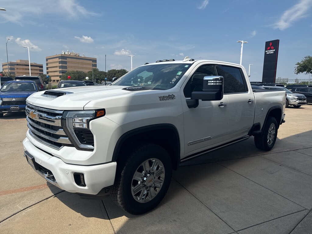 Used 2024 Chevrolet Silverado 2500 HD High Country Truck Crew Cab