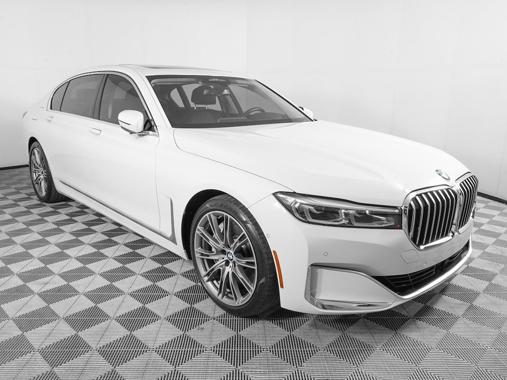 Used 2022 BMW 750i xDrive Sedan