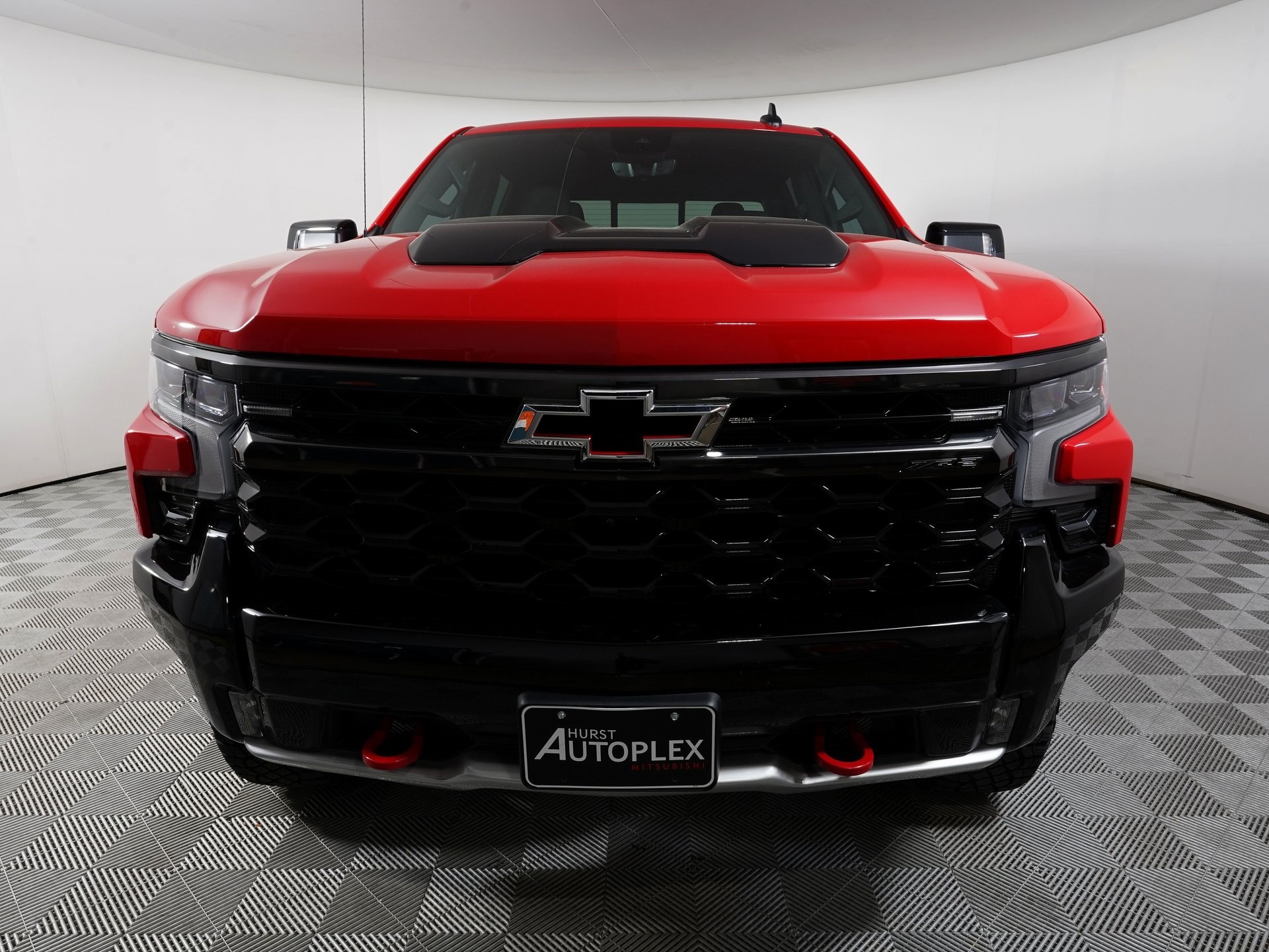 Used 2023 Chevrolet Silverado 1500 ZR2 with VIN 3GCUDHEL3PG353409 for sale in Hurst, TX