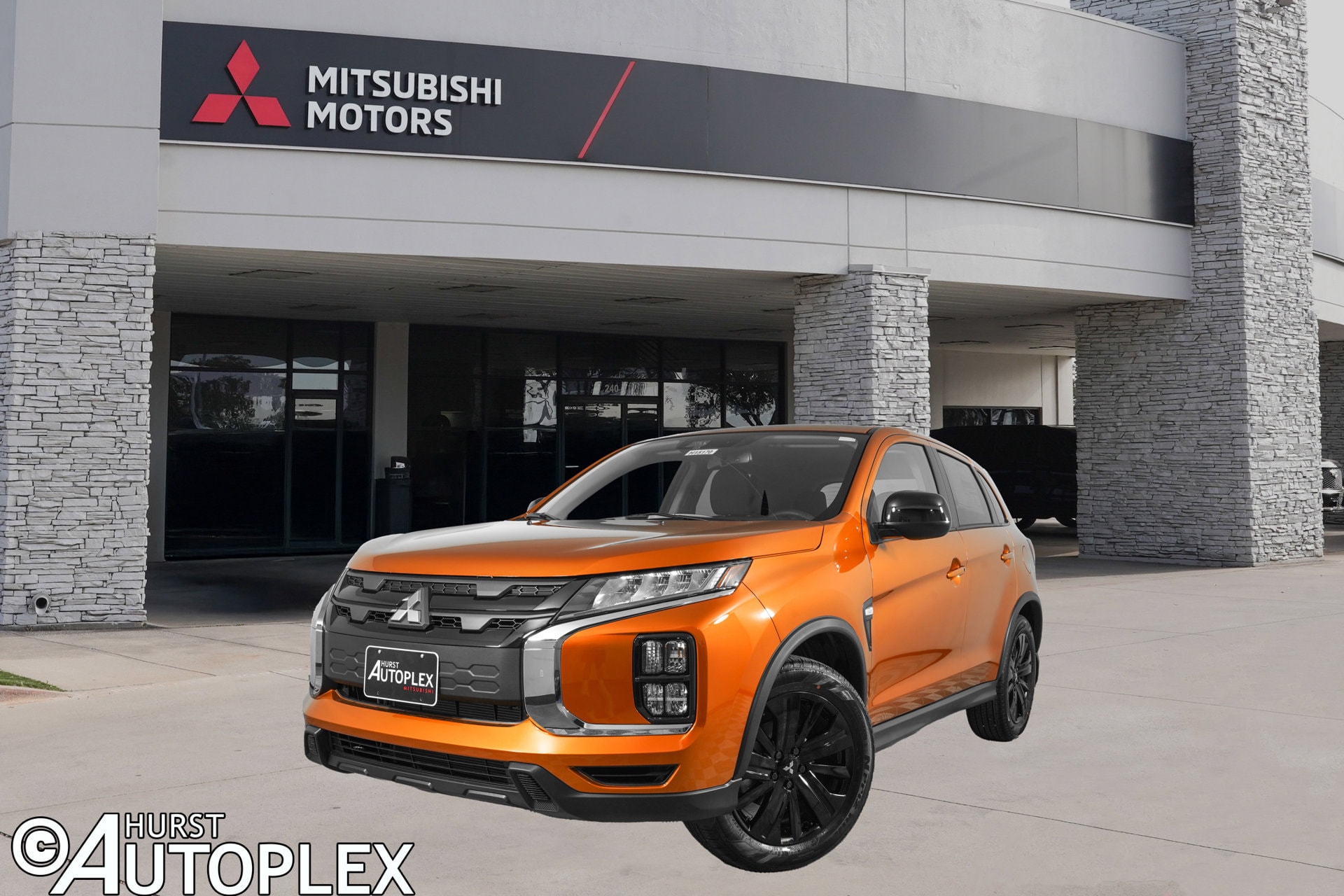 2027 Mitsubishi Outlander Sport LE
