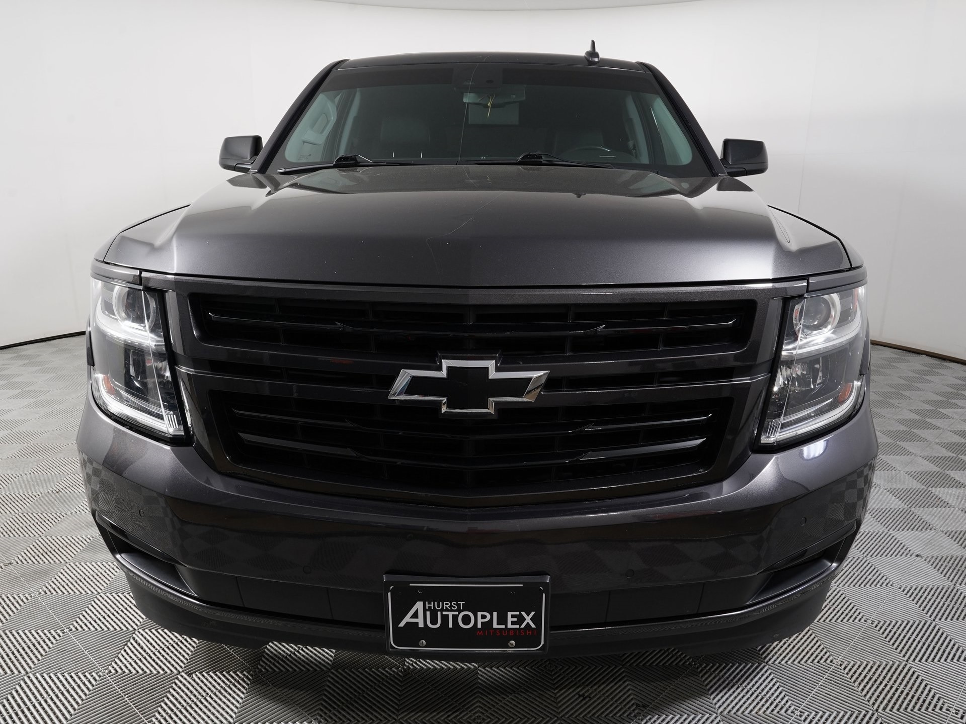 Used 2018 Chevrolet Tahoe Premier with VIN 1GNSCCKJ4JR210659 for sale in Hurst, TX